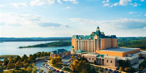 Chateau on the lake hotel - Now $95 (Was $̶1̶6̶1̶) on Tripadvisor: Chateau on the Lake Resort Spa & Convention Center, Branson. See 4,271 traveler reviews, 2,089 candid photos, and great deals for Chateau on the Lake Resort Spa & Convention Center, ranked #22 of 131 hotels in Branson and rated 4.5 of 5 at Tripadvisor. 